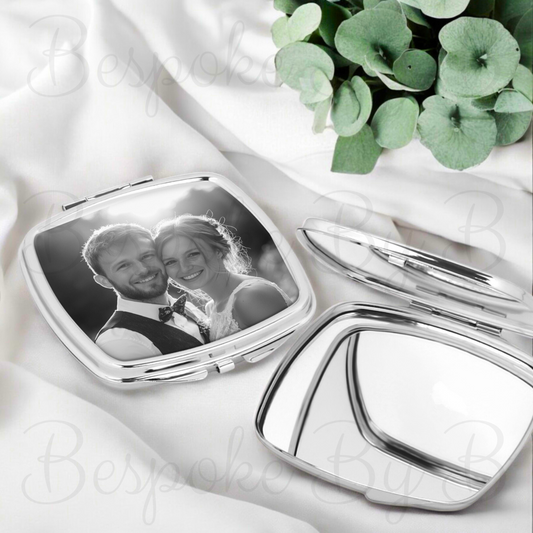 Compact mirror